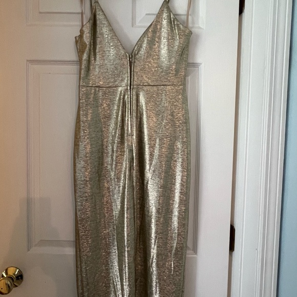 City Triangles Gold Sleeveless Dress Cocktail Wedding Evening Wear - Picture 2 of 4